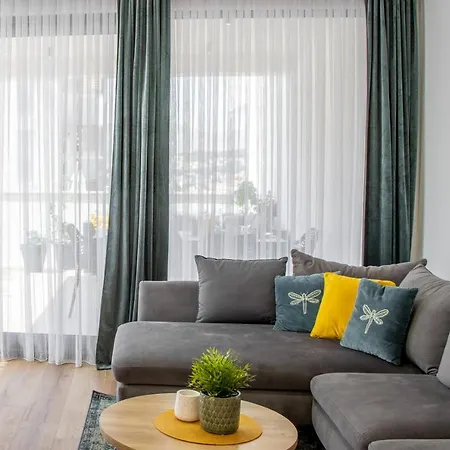 Luxury Casia With Heated Pool And Pleasent Terrace *