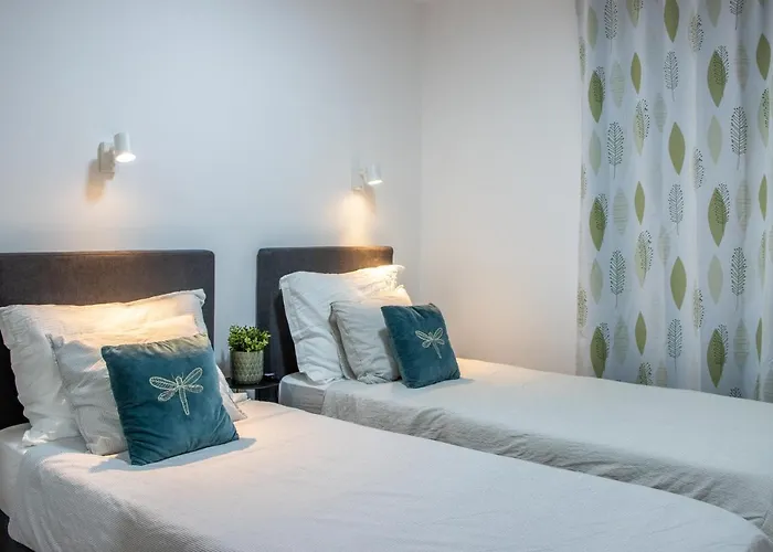 Luxury Casia With Heated Pool And Pleasent Terrace *