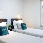 Luxury Casia With Heated Pool And Pleasent Terrace