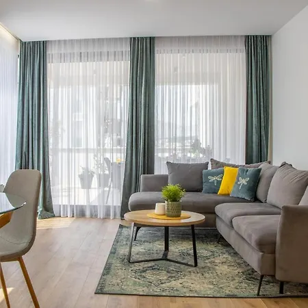 Apartmán Luxury Casia With Heated Pool And Pleasent Terrace